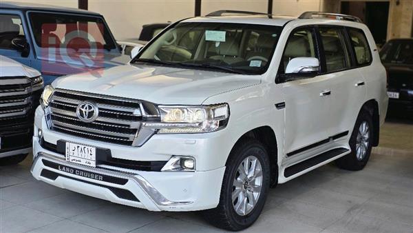 تويوتا لاندكروزر 2017 للبيع في العراق -  بغداد